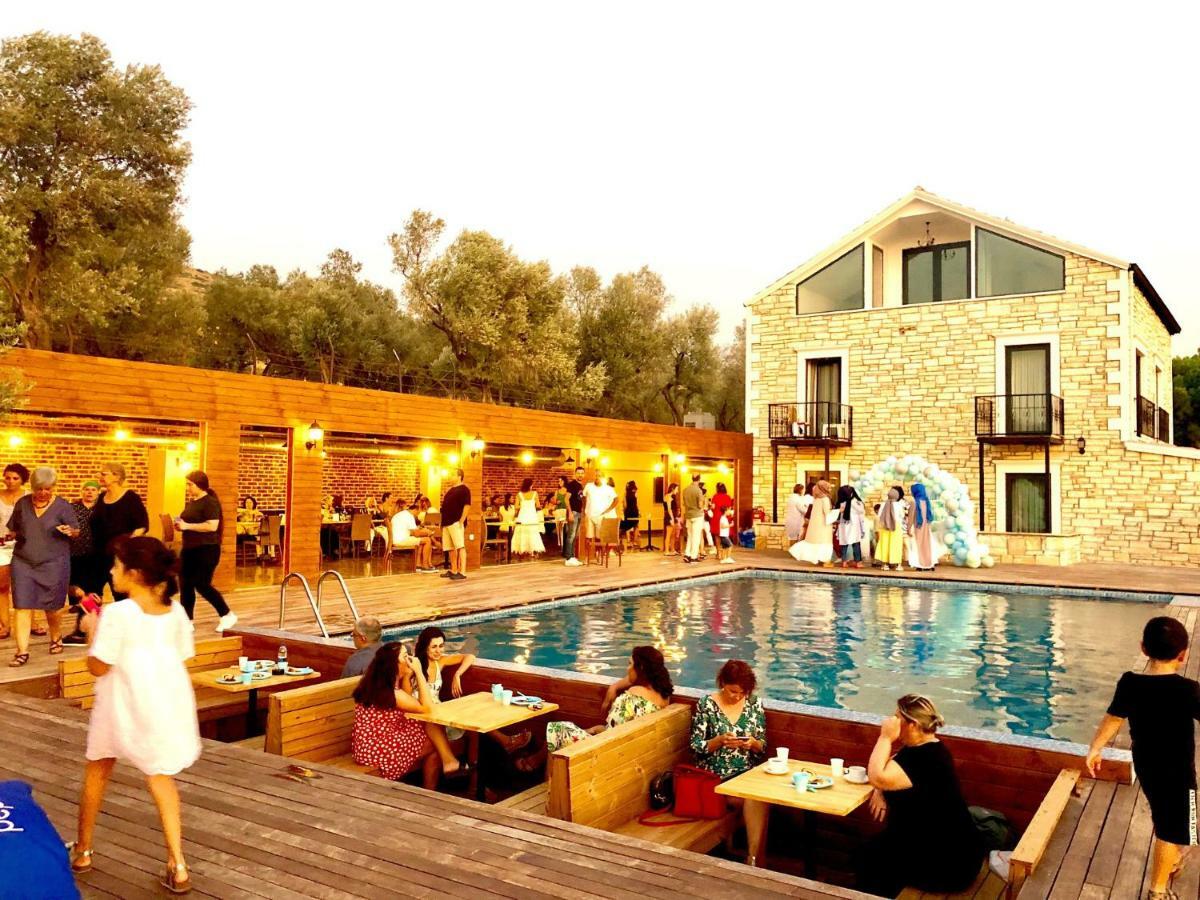 Victoria Hotel&Lounge Foça Exterior foto